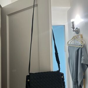 Billini Woven Crossbody Shoulder Bag - Black